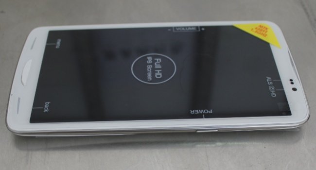 Video: iNew i6000 hands-on, il prezzo è sceso a soli 240 euro iNew i6000