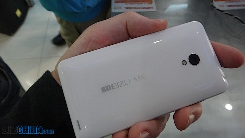 Meizu MX2 taglia il prezzo (210€) per competere con MI2S! Meizu Mx2