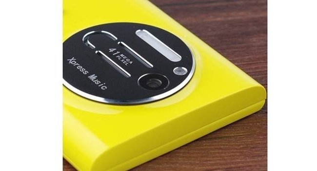 Il clone Android di Nokia Lumia 1020 costa solo 69$ (53€)! Nokia Lumia 1020 Clone