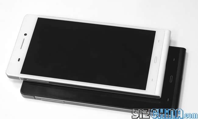 Carpad T6S, phablet dal corpo sottile e la batteria rimovibile Carpda t6s