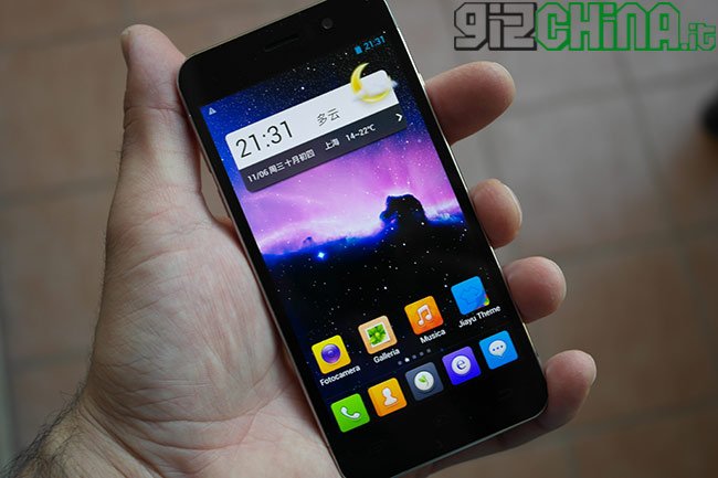 Esclusiva: JiaYu G5 Unboxing by GizChina.it JIAYU G5 unboxing GizChina.it