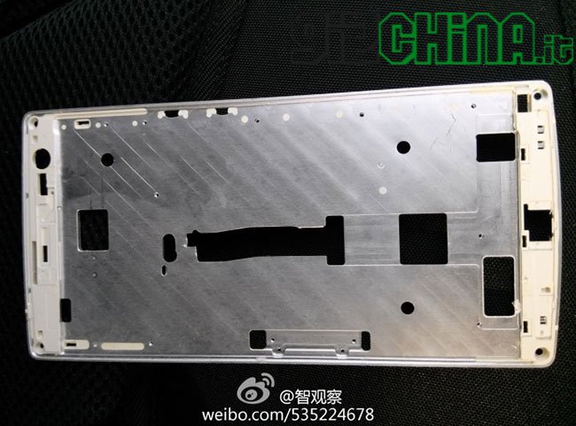 Esclusiva: foto rubate del telaio in alluminio dell’Oppo FIND 7 Oppo FIND 7 foto rubate telaio