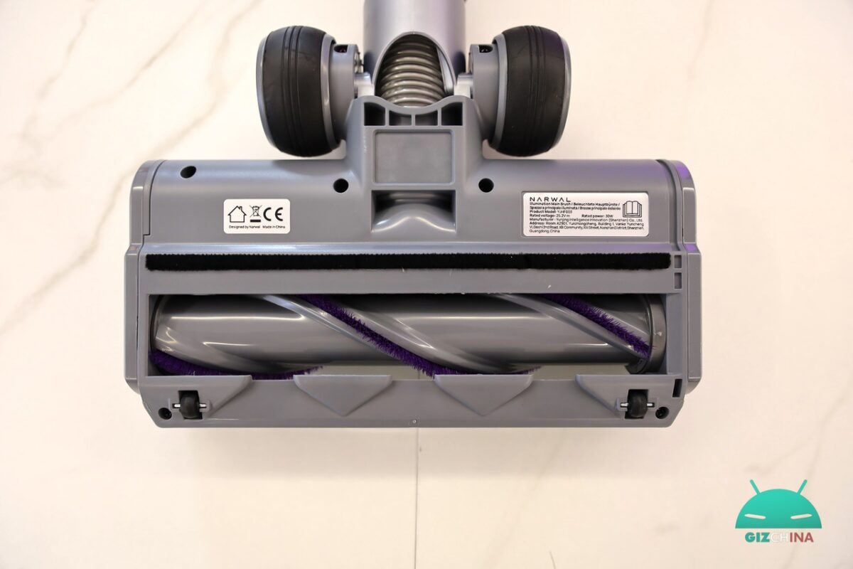 Narwal V40 Station, scopa elettrica cordless con stazione autosvuotante in prova