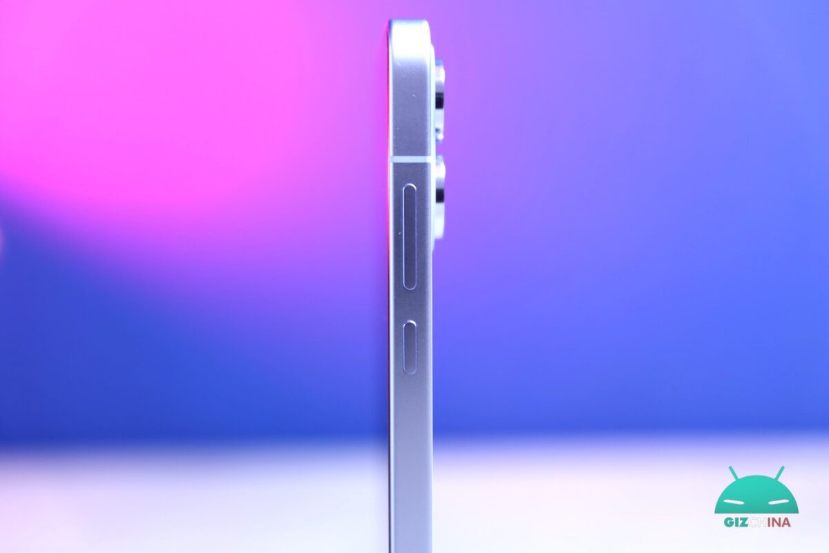 Design di OPPO Reno 15 Pro visto dal vivo