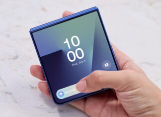 Galaxy Z Flip 8 già in test: avvistato il primo firmware con One UI 9 e Android 17 Samsung Galaxy Z Flip 7