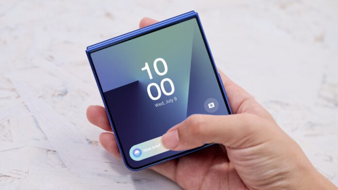 samsung-galaxy-z-flip-brevetto-pieghevole-due-direzioni-leak-0 Samsung Galaxy Z Flip 7