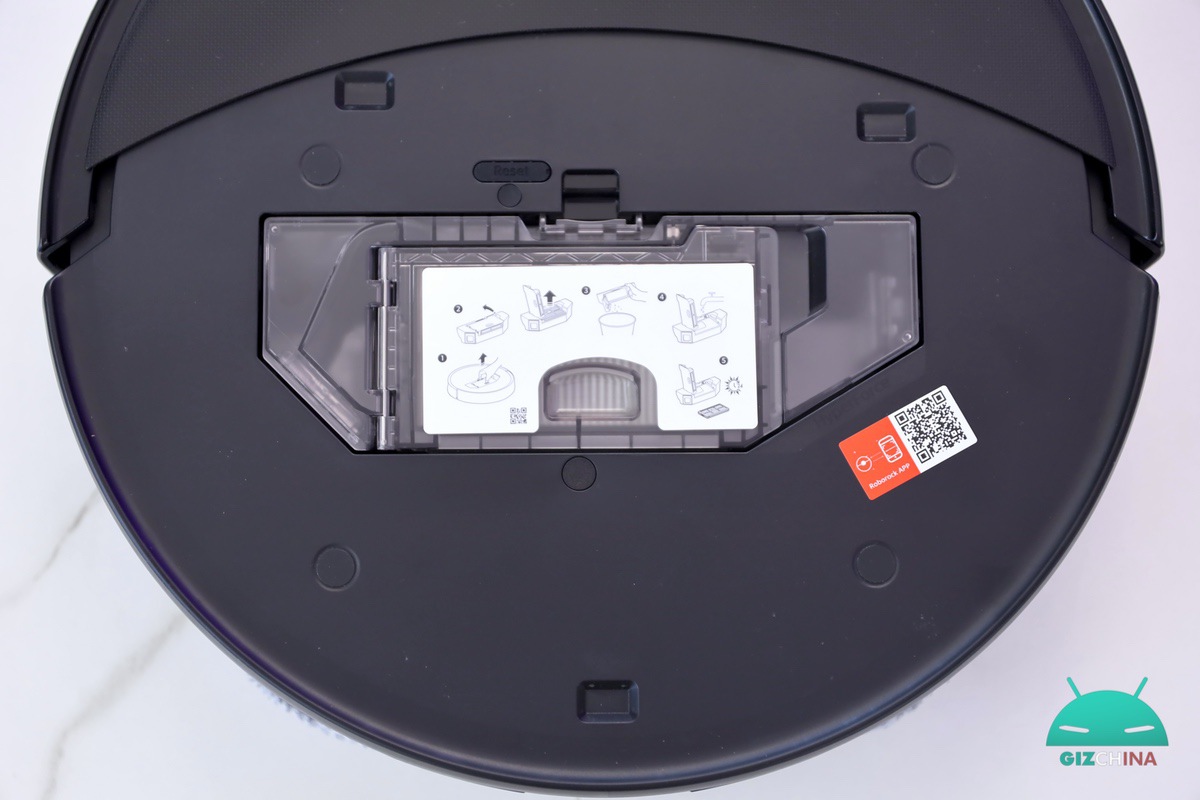 Roborock Saros 20 robot aspirapolvere e lavapavimenti con sistema AdaptiLift, 36000 Pa e stazione RockDock