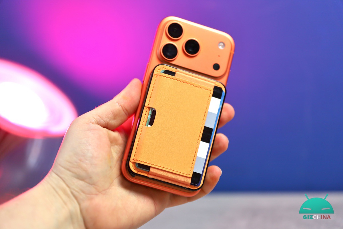 MOERO M2 Ultra portafoglio smart con Find My e MagSafe