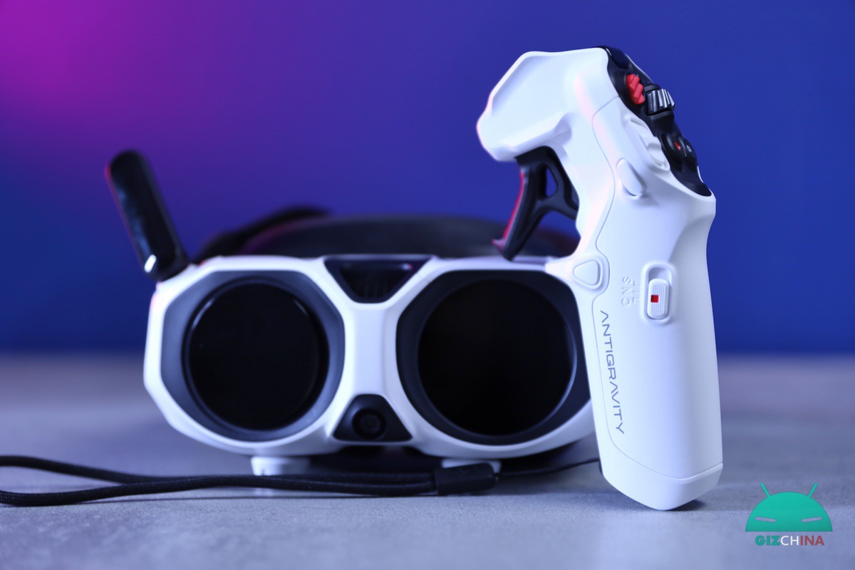 Antigravity A1, drone FPV con fotocamera a 360 gradi durante i test di utilizzo